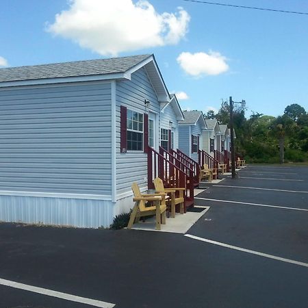 Carters Motel And Mobile Home Village เอดจ์วอเตอร์ ภายนอก รูปภาพ