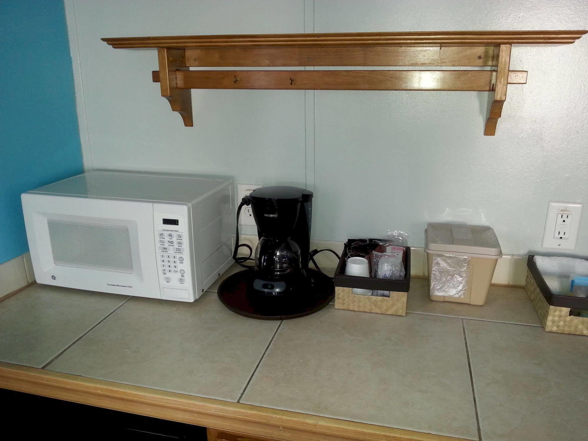 Carters Motel And Mobile Home Village เอดจ์วอเตอร์ ภายนอก รูปภาพ