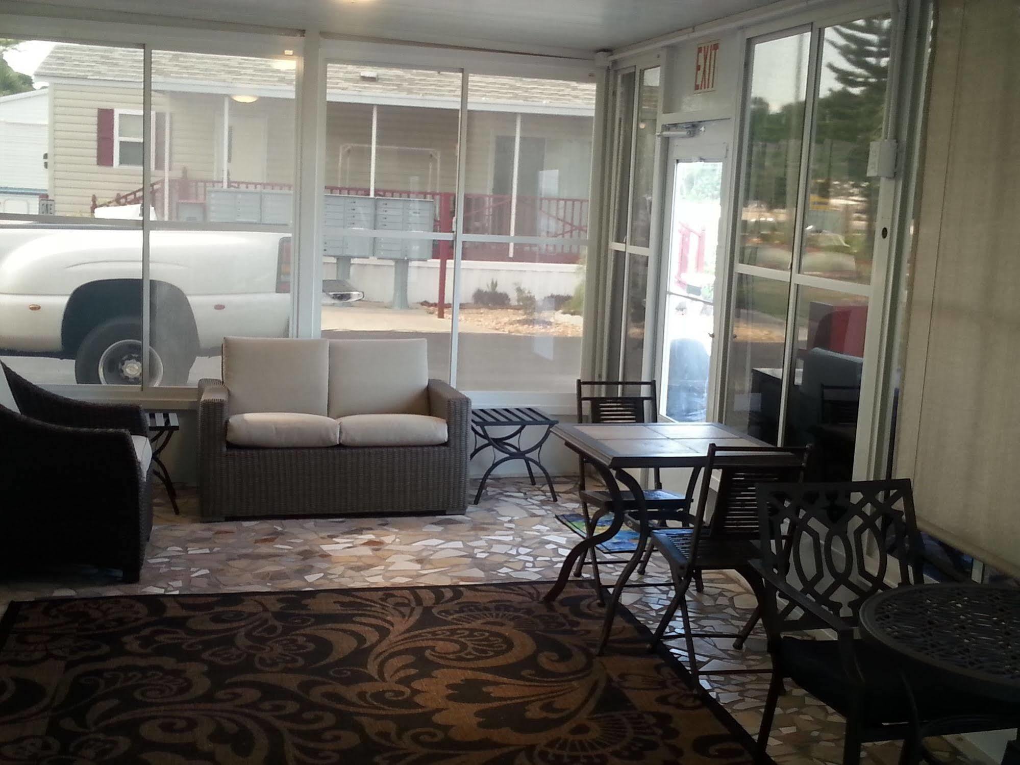 Carters Motel And Mobile Home Village เอดจ์วอเตอร์ ภายนอก รูปภาพ